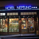 Neptuno & 4 Sup 4*