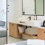 Neptuno & 4 Sup Hotel