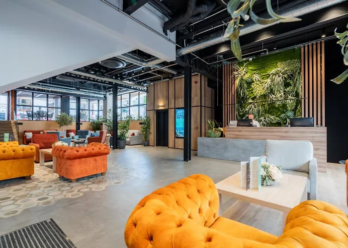 Neptuno & 4 Sup 4* カレーリャ