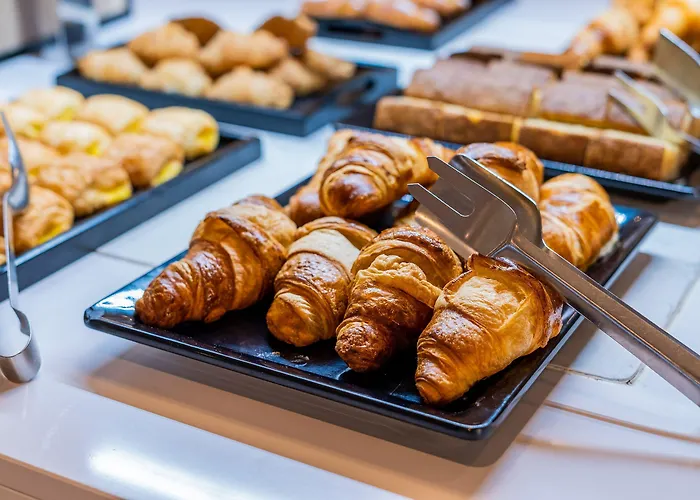 Neptuno & 4 Sup カレーリャ