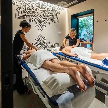 Neptuno & 4 Sup Hotel Calella